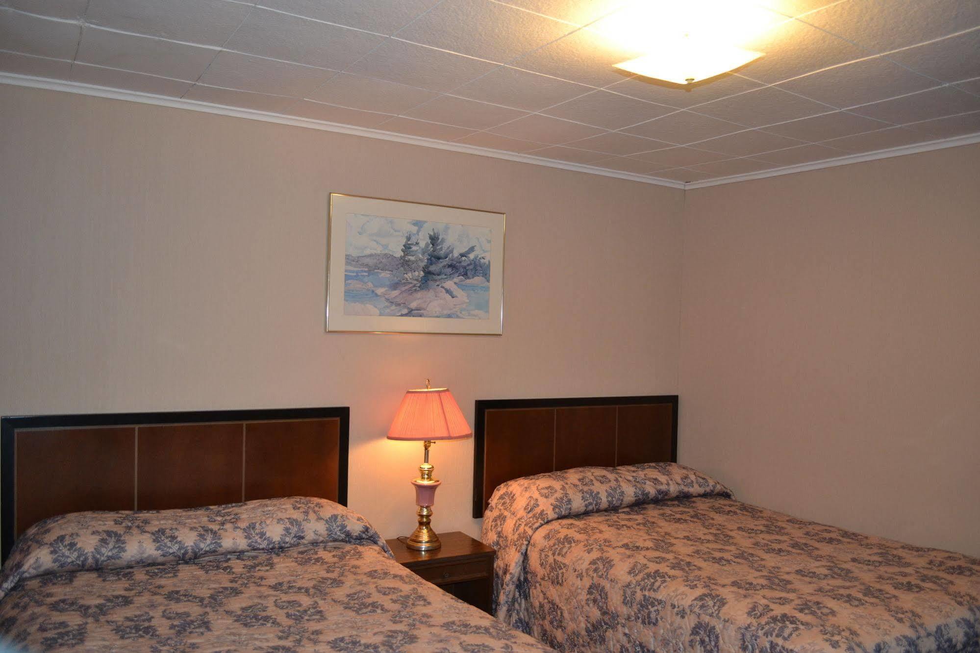 Shamrock Motel Midland Esterno foto
